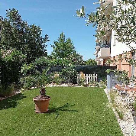 Les Jardins Du Ventoux Apartamento Carpentras Exterior foto